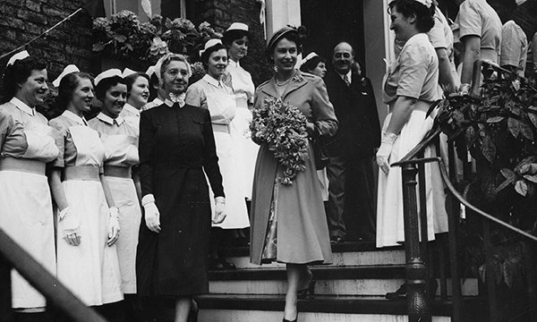 Queen Elizabeth Ii leaves Gloucestershire Royal Hospital after a visit there in 1955